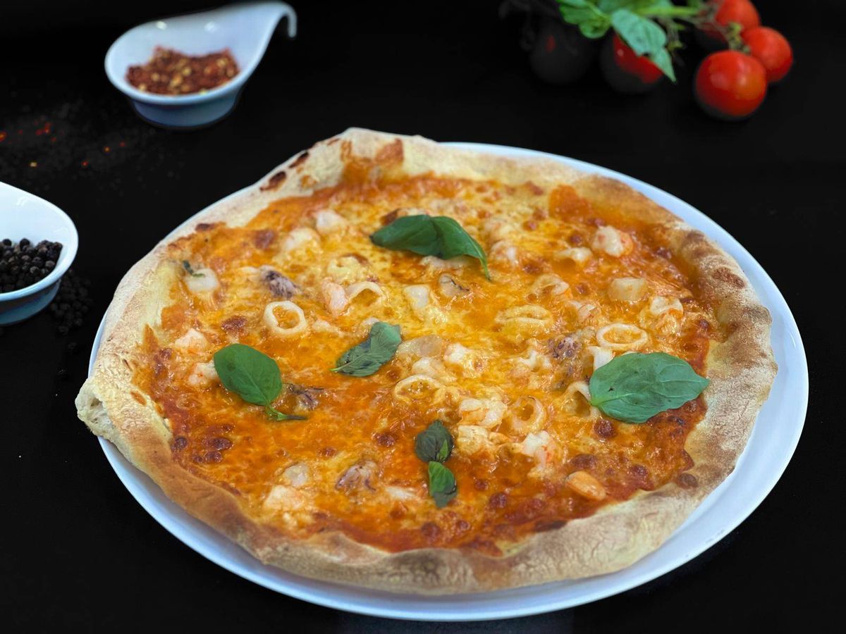 Pizza Gamberi e Calamari